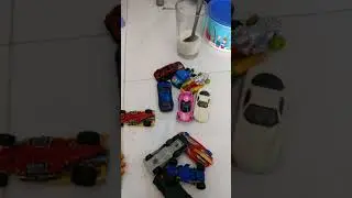 Sedikit Koleksi Hot Wheels untuk dikenang