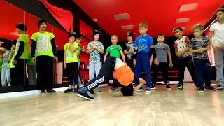 ШКОЛА БРЕЙК-ДАНСА КУРГАНИНСК