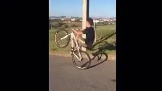 vídeo de moto para Status WhatsApp