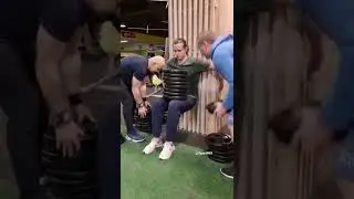 Прижмись к стене! 🔥 