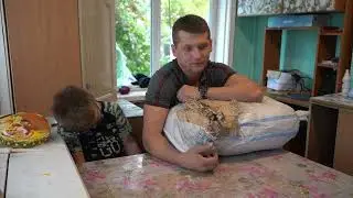 пришла посылка от Олега Сергеевича. чем по настоящему кормлю собак??