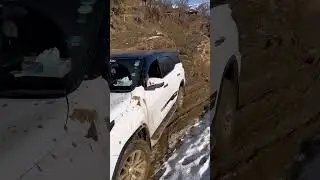 Fortuner 😨⚠️ #fortuneroffroad #trending #fortuner4x2 #modifiedcar #thar
