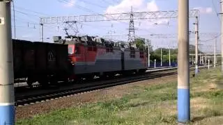 Электровоз ВЛ80с-2453 с грузовым поездом / Locomotive VL80S-2453