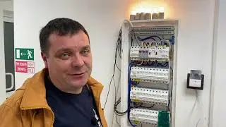 Распределительный щит 400/230 для частного дома с неотключаемой группой.