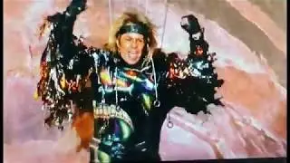 Motley Crue - Rock N' Roll Junkie