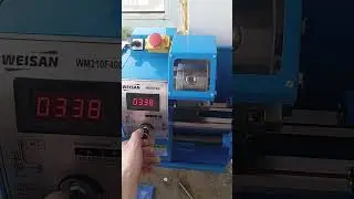 Токарный станок WEISAN-WM210F400