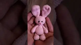 Плюшевый зайчик 🆚 из обычной пряжи. 