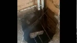 Naprsla vodovodna instalacija u podu
