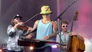 Infamous Stringdusters at Strings and Sol 2021