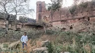 बदरका का 270 साल पुराना महल जिसमें राजा हरिवंश राय आज यह खंडहर में बदल गया है