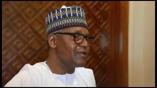 AGENDA PRÉSIDENTIEL  Bill Gates et Aliko Dangote #Haousa de Mr Aliko Dangote à sa sortie d’audience.