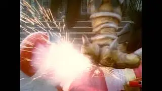 Bird Monster tramples GoRed! (Looped)