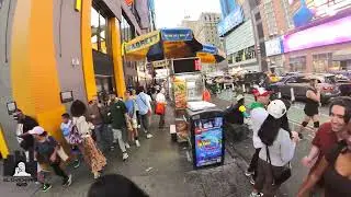 Celebrando La independencia de Mexico en NYC 42 St  & TIMES SQUARE