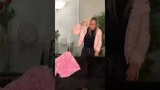 5 YEARS OLD PRANKING MOM SHE'S ON HER 🩸