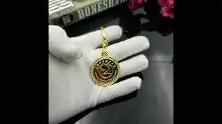 Gold Polished Keychain with Decorated Edges | Foison Metal
