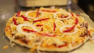 Pizza at the Sanaar Pool Terrace!