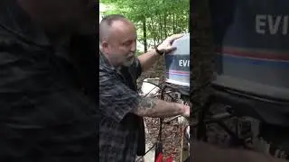 #shorts Jump Starting an Outboard With a Booster Pack