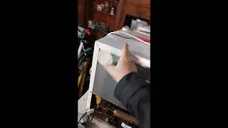 Маленькая морозилка из минихолодильника.