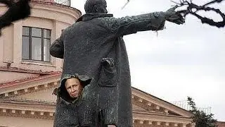 РЖАЧ !!!  возложение цветов  лЕНИНУ