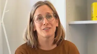 Klinische Psychologin und Gesundheitspsychologin Julia beantwortet drei Fragen zu Alterseinsamkeit