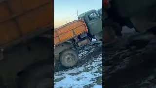 Грузовой Урал 6x6