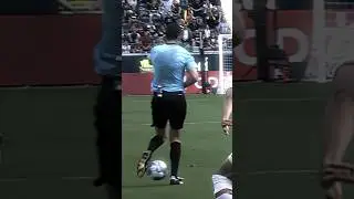 Bro thinks he’s prime Ozil 😂 | Referee Back-Heel Assist