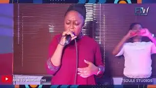 INTENSE WORSHIP IN GODS PRESENCE (NIGERIAN WORSHIP SONGS)