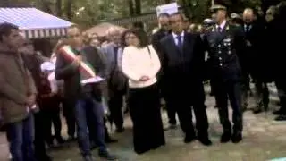 Massari taglia il nastro della nuova rotatoria di via Gramsci - Fidenza 2 otobre 2015