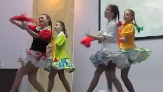 зажигательный русский танец. анс. 
