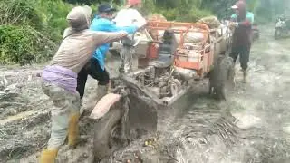 zona lumpur di musim penghujan 