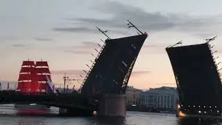 День России. Репетиция Алых парусов в Санкт-Петербурге