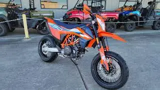 2024 KTM 690 SMC WALK-AROUND
