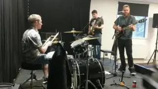Waters/Kinley feat. Bob - Nailed and Rusted