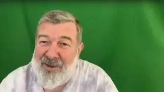 2023-03-30. Мальцев. Анекдот - бабушка возле кинотеатра рассказывает концовку фильма