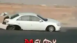 Арабы разбивают машины жесть