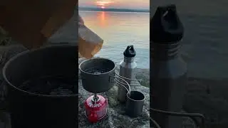 Варю чай на берегу озера