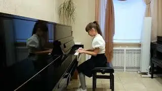 Б.Барток "Менуэт". Малахова Таня