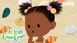 A Seashell Sandcastle | It's Time to Search for Seashells | JoJo and Gran Gran Official