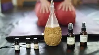 How to Use Essential Oils - Hope Johnson