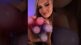 ASMR Lip Gloss Tingles 