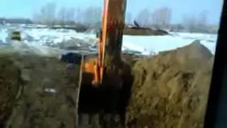 Как правильно работать на экскаваторе