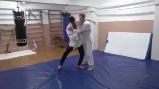 Удар головой и броски. Оберег