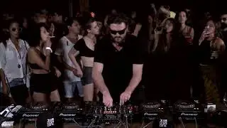 Яблоки на снегу Dj Solomon