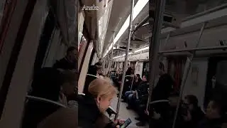 Саксофон в метро СПб.