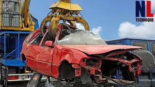 Cool And Powerful Car Recycling Process With Modern Machines And Skillful Workers