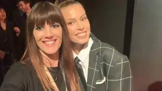 En la alfombra roja de Pronovias con Goicoechea y Dulceida