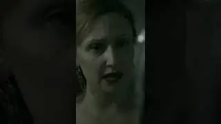 Dekoltesi Nerede Bu Kızın | Ev