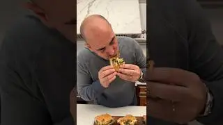 HOW TO MAKE: La Pizza Chiena or Stuffed Pizza with Rapini and Smoked Provola #shorts