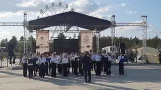 Оркестр Высшей школы музыки исполняет Айаал Малышев 