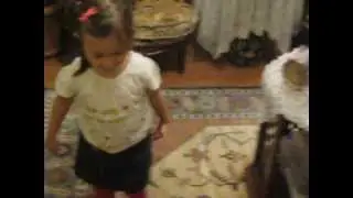 3 Yaşında ki kızın dansı :))